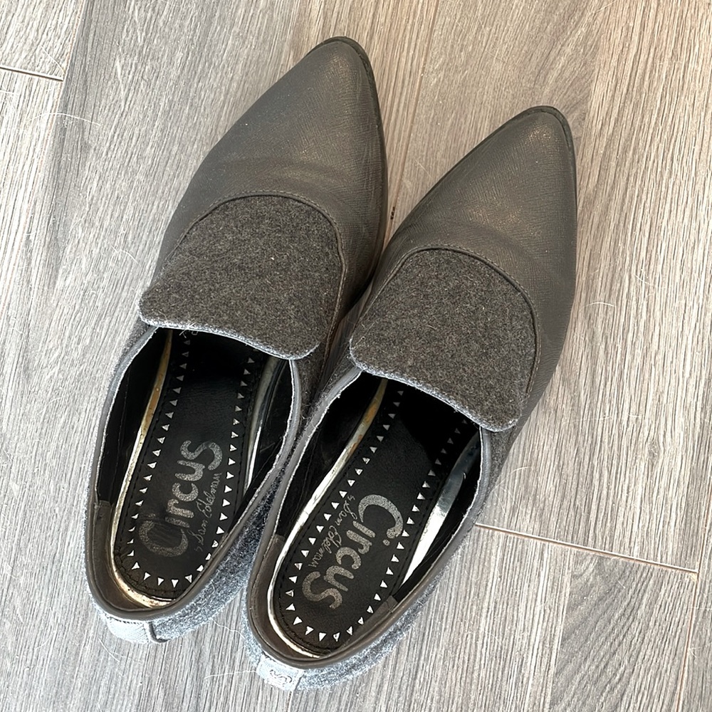 Circus flat loafers